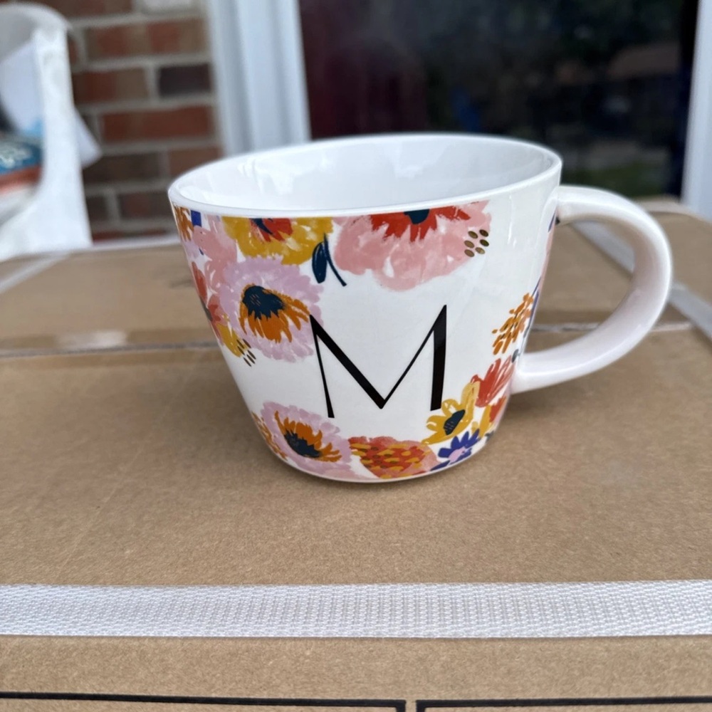 Floral Monogram Mug m